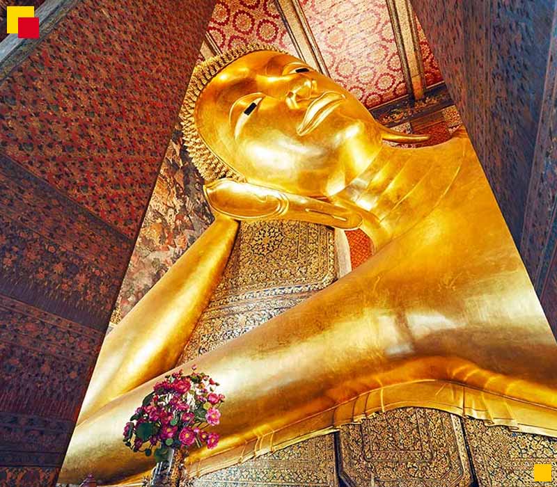 Buddha Wat Arun - 9 Destinasi Paket Wisata Bangkok Paling Instagramable